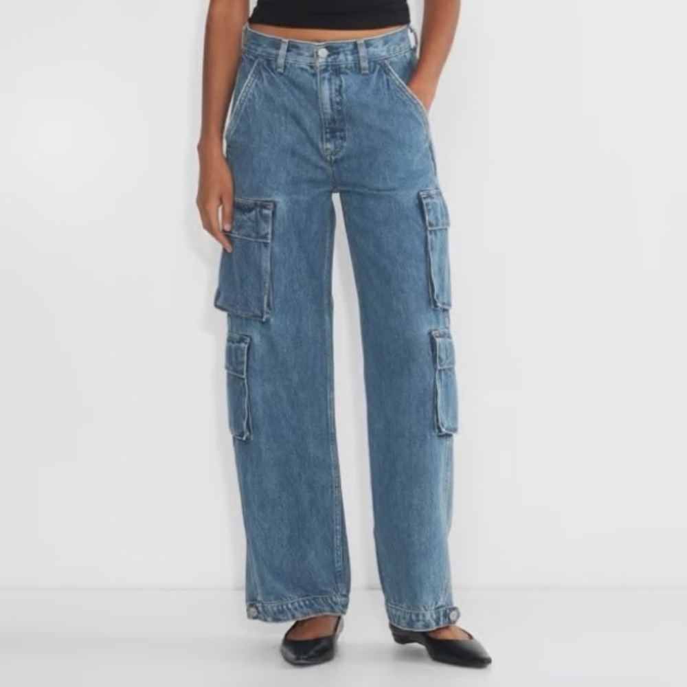 Aritzia Denim Forum Millie’s Cargo Jean Sz 28